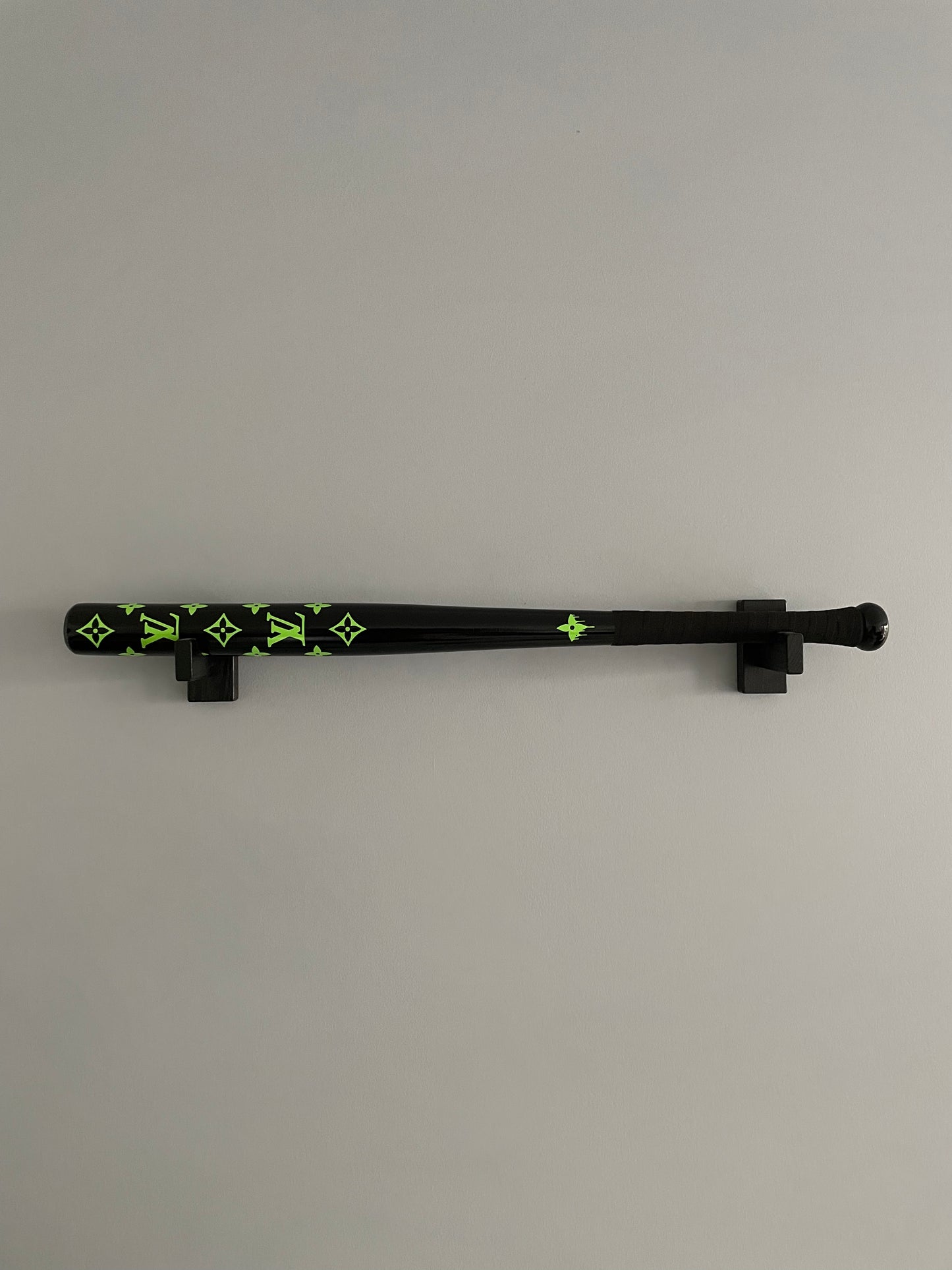 Baseball bat L